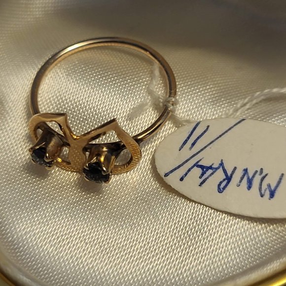 9K Gold Ring with gemstone (garnet) - Picture 8 of 8